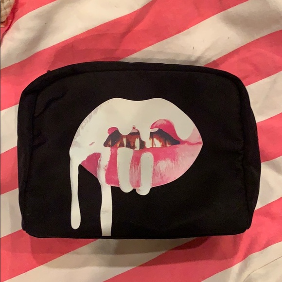 Kylie Cosmetics Handbags - Kylie Cosmetics makeup bag